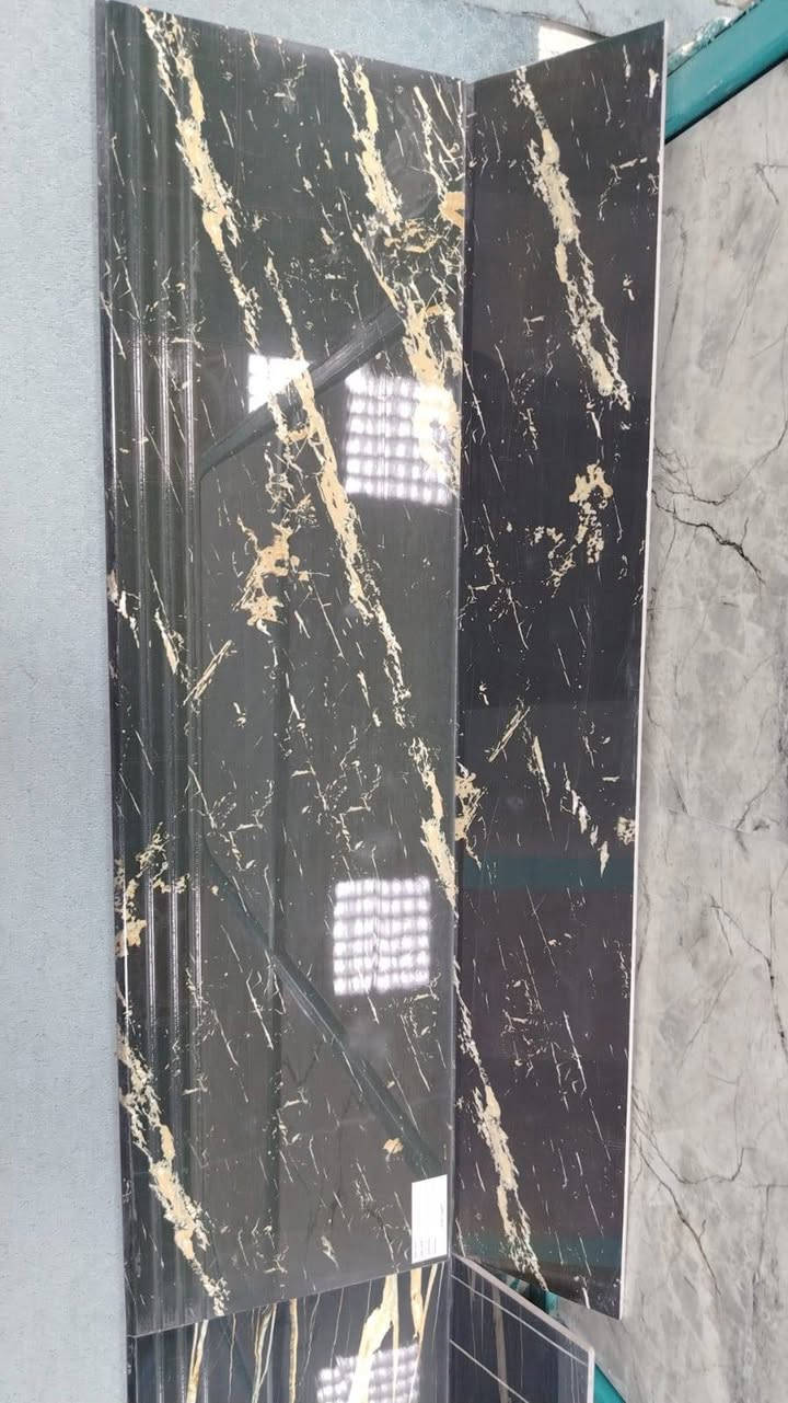 #كميه_محدوده_وبسعر_مناسب
بايات درج بورسلين قياس 35×120 
#يوجد توصيل لكافة محافظات العراق
#التوصيل_مجانا ل٨محافظات عراقيه
نقل +تحميل + تنزيل امام المنزل 
(كربلاء – بابل – النجف – بغداد – الديوانية – الكوت – السماوة – ديالى)

#للحجز التواصل واتساب  0783 624 9927
