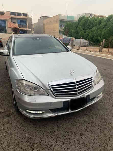 السلام عليكم 
للبيع مارسيدس موديل 2007 

فول مواصفات بانوراما السيارة 

لارج الباب طويل حجم 350 محرك 6 سلندر 
سيارة مكفولة عدا جاملغ الخلفي فقط صبغ بدون دواخل 

مكان السيارة بغداد 
السعر 175 ورقة وببها مجال بسيط
رقم هاتف ‭***********
