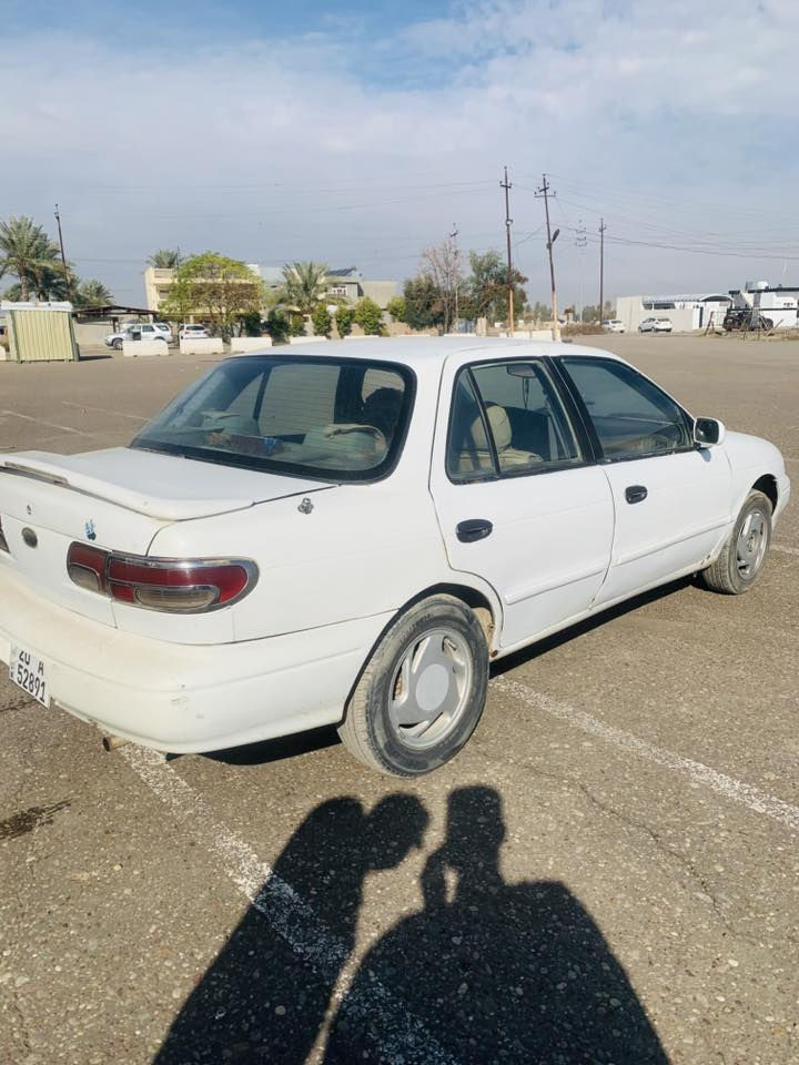 السلام عليكم للبيع كيا سيفيا موديل.95
رقم اديالى انكليزي باسمي تحويل اشوكت ماتريد 
سياره نضيفه فول 

السعر 32 وبيها مجال 

 كير محرك شرط 
محرك جبير فول نشاط  
كهربائيات كلها شغاله فول 
تبريد ثلج ❄️ 
بدون اخياس 
كشرها نضيف 
مسجل شغال 
رونات شغاله 
كيج بانزين 
كيج حماوه 
رون السرعه شغال 

سياره جاهزه 

مكان السياره 
صلاح الدين 
الضلوعيه 

السعر 32 وبيها مجال
 
الاتصال ***********
