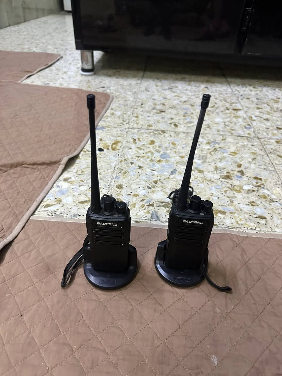 سلام عليكم عندي تأمرين واحد درجت حرارة والبرودة والثاني مال انارة السعر الواحد على ٢٠ وجهازين نداء كلهم شغالين وعلى الفحص سعر الجهازين النداء ٣٥ الي يفدنة يتفضل خاص ***********
