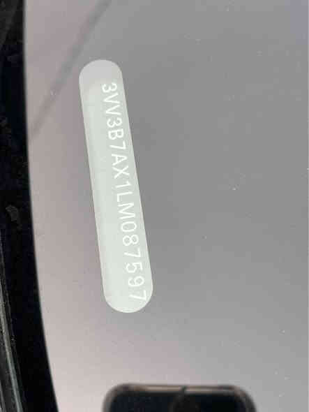 بسم لله 
 سياره فلكسواكن تيغوان موديل 2020
موصفات سياره SE
فول ماعدا لفتحه
7راكب
رادار امامي 
رادار خلفي 
رادار جانبي
توقف ذاتي 
كشنات امامي تدفئه
شاشه كبيره
كامره دواره
اوتو هولد
هندبريك بصمه
ماشيه تقريبا 71الف مايل
ضرر سياره صندوك مبدل بلادي نفس لون
صبغ جاملغ خلفي 
باب لخلفي بارد اثر طخت ماطور
 سعر 167 وبيه مجال 

لااستفسار ع رقم 
*********** هذا وتساب
*********** أربيل
