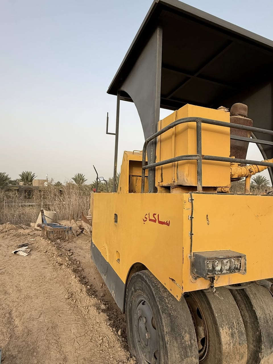 السلام عليكم  حادله موديل ١٩٨٢ نوعه ساكاي محرك محور دايو سته سلندر كير ٨٢ درج اعوج تخم تاير الحادله جاهزه وخير من الله الاستفسار على هذه الرقم ***********/***********ملاحظه مكاني بابل طريق حمزه الغربي شوملي قريه الزبار
