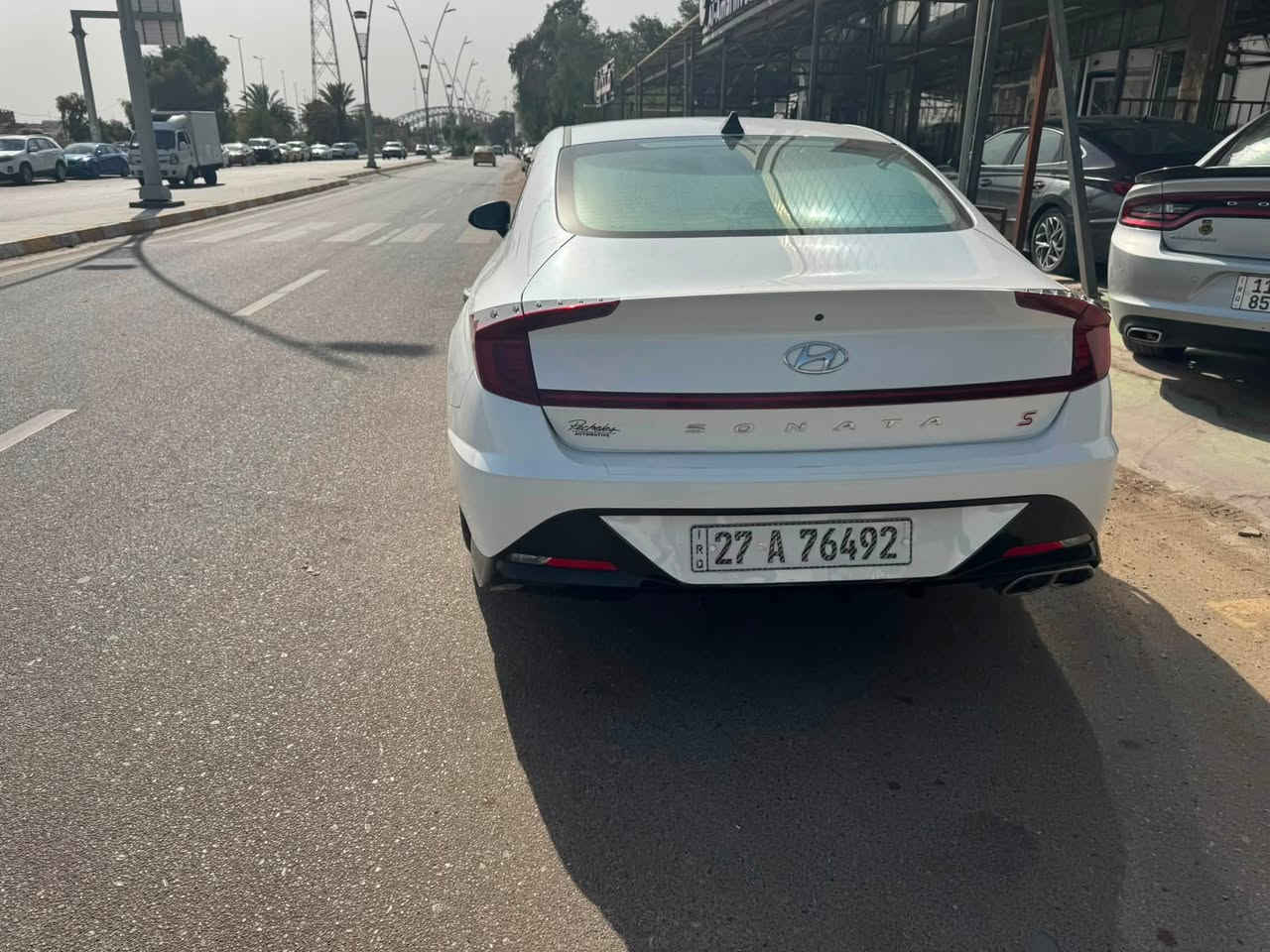 السلام عليكم
معوقين ذي قار 

تفاصيل السياره

سوناتا تنفس طبيعي  

موديل 2022

وراد امريكي

الون ابيض صدفي 

سعه المحرك 2500

بصمه ابواب 

بصمه تشغيل 

اناره ترحيب 

صندوق ذكي ينفتح عند الاقتراب

تشغيل عن بعد

رادار خلفي مع بريك تلقائي 

رادار امامي تفاعلي حسب المسافه والسرعه 

نقط عمياء 

لايت زنون اربع عدسات 

كشن السايق كهرباء 

تدفئه بالكشنات 

ماشيه 55 الف فقط 

بيها جاملغ تبديل 

وبنيد صبغ فقط 

والباقي مكفول حتى من الشخط والزلغ 

سعرها 165

عنوان السياره قضاء الرفاعي

***********
