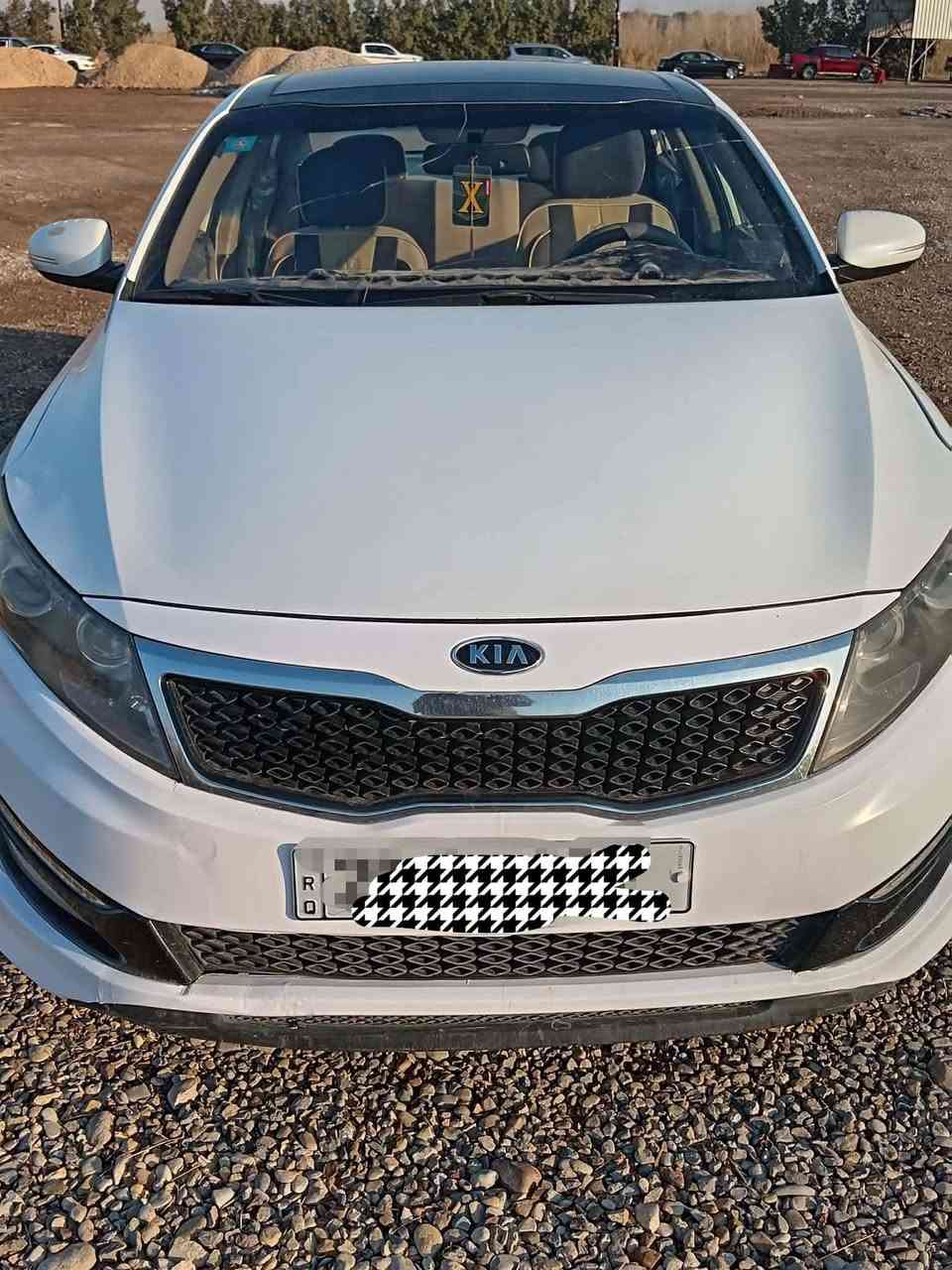 السلام عليكم للبيع
🚩كيا اوبتما 2013 خليجي محرك 2000 دوش
بانوراما - مري شفط - اشاير بالمري
تدفئة وتبريد شغالات
مكينه جديده مكفولة + كير مكفول 
🚩سيارة مكفولة من الضربة والصبغ بيها بس بارد قليل بالتكمه
سونار مرفق مع الصور
ماشيه 230 الف 
🚩 رقم واسط /
🚩تخم تايرات جديد + نظام تشغيل بصمه
سيارة باسمي تحويل ثاني يوم
🚩مكان السيارة واسط 
للتواصل رقم الهاتف ***********
