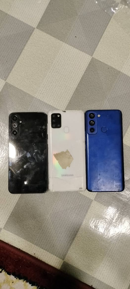 السلام عليكم اخوان عندي تليفونات عوزهن شاشات قيم ب ما يرضي الله رقمي وتساب***********
