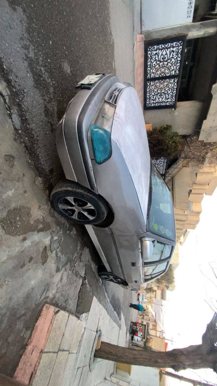 سلاوله هه مولايك هوندا ئارم بلاستيك سليمانى مه كينه به غه زور باكه فول جوانكاريه كاره بايى گشتى ئيشه كات بيويست به وسف ناكات زور جوانوباكه سيعر 13كلا كورينو له سه ر دل كردن شوين سليمانى ***********كورك *********** سوباس بوئه دمين السليمانية, العراق
