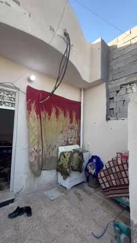 بيت للبيع المساحه 120 متر السعر 35 مليون قفل  العنوان مدينة الصدر الدس...