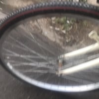 بايسكل بناتي تايرات جدد قبل يومين شديتهن وجوابه كذالك جدد سرج طبي بايس...