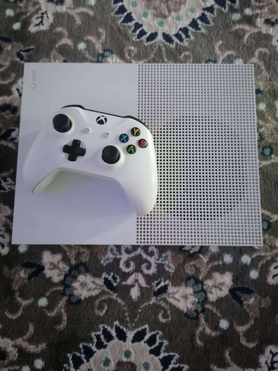 سلام عليكم
Xbox on s 500GB السعر 165 وبي مجال


**إذا كنت صاحب هذا الإعلان وتريد حذفه لأي سبب، رجاءا أرسل رسالة إلى الدعم الفني**