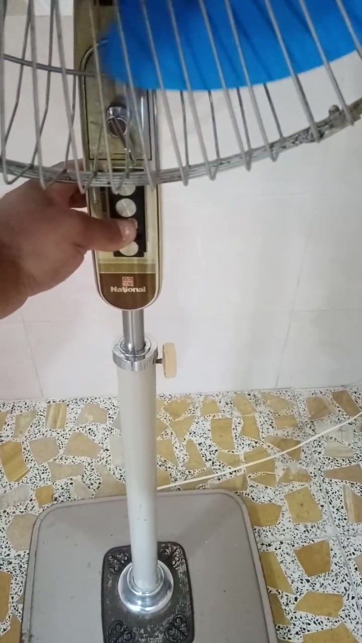 السلام عليكم
مروحه  (National) عموديه نضافته ٪90
للتواصل خاص رجاءا
مكاني بغداد الشعب
يوجد توصيل لكافه المحافظات


**إذا كنت صاحب هذا الإعلان وتريد حذفه لأي سبب، رجاءا أرسل رسالة إلى الدعم الفني**