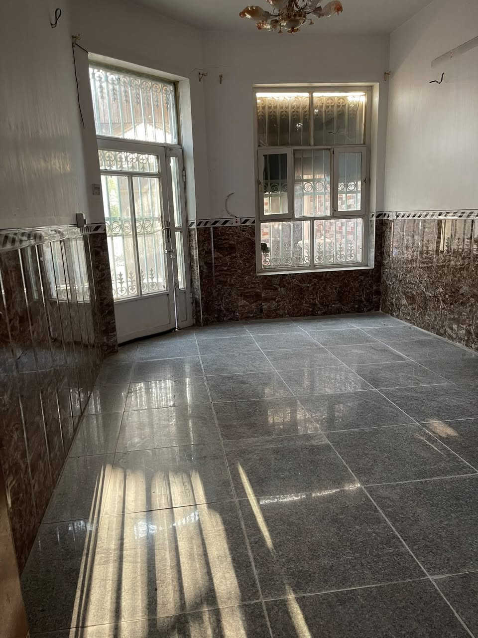 🏠 بيت الايجار موقع مميز 🔥
يحتوي  على غرفه نوم وكليدور  وصاله ومطبخ    وصحيات وطارمه 

‏‎ الموقع✅شارع 80 قريب على مدرسه الرحمان
للاستفسار م  الاتصال على الرقم 
(***********)(***********)
ملاحظه#لمن يرغب في عرض عقاره طابو صرف او زراعي او تجاري يرجى مراسلتنا
