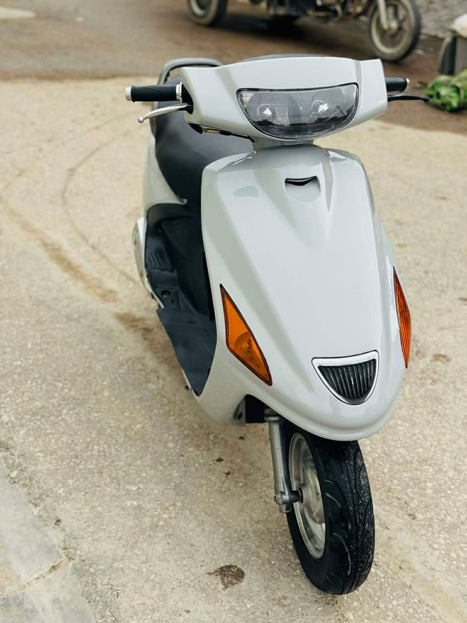 متاح دراجه فراشه مكفوله من كلشي معايزه شي جديده مال حاويه كل نواقص مابيها سعرها 475 وبيها مجال هذا رقم صاحبها بي واتساب ***********
