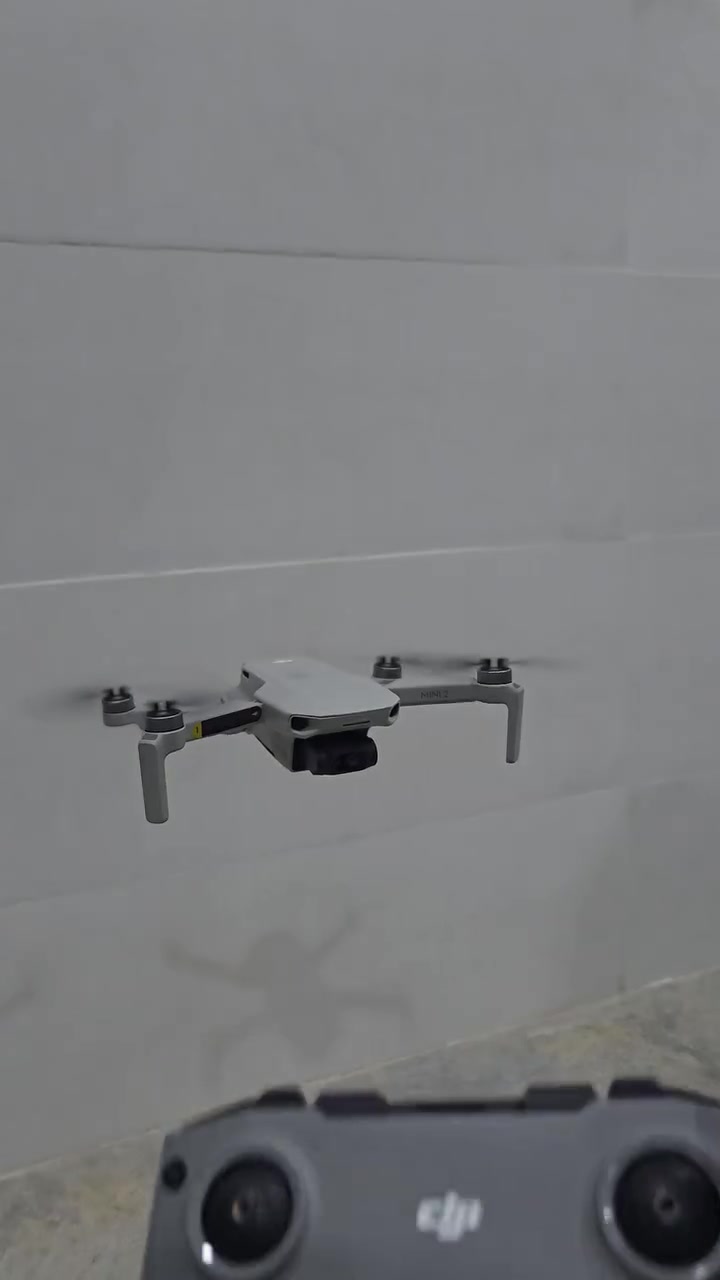 Dji. Mine 2s 
كما موضح بصورة الغراض 
السعر ٣٠٠ الف 

ملاحظة⛔️⛔️ الغراض كما موضح بصورة فقط⛔️⛔️.... الي يرد ***********...
