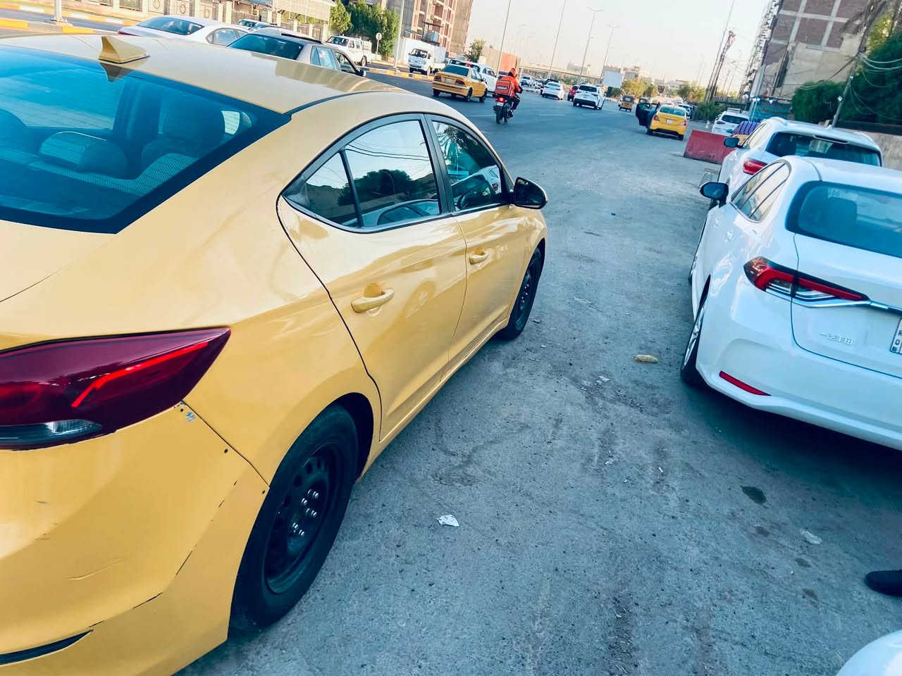 يالله
النترا 2018 وارد امريكي مكينه 2000دوش 
سياره 128 الف ماشيه اخوان 
بسمي مكاني بغداد الامين 
حادثها جاملغ امامي مبدل سياره لبيل ☝️ واحد 
مكينه كير كهربائيات تبريد كله مكفول 
سياره جاهزه كبل للشارع 
سعرها 107 بيها مجال ***********
اتصل وتدلل
