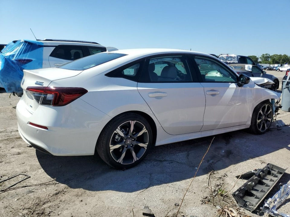 Honda civic 2025 هوندا سفيك 
سبورت تورنك (فول مواصفات)
فتحة سقف ،مقاعد جلد 
الممشى: 2500
موقعها :الأردن المنطقة الحرة 
سعرها مناسب جدا

للتواصل يمكنكم الاتصال على الرقم التالي 
*********** 
أو زيادة احد افرع الشركة 

الأردن المنطقة الحرة 
الانبار القائم _مقابل المحكمة 
الانبار الفلوجة _قرب كراج بغداد
