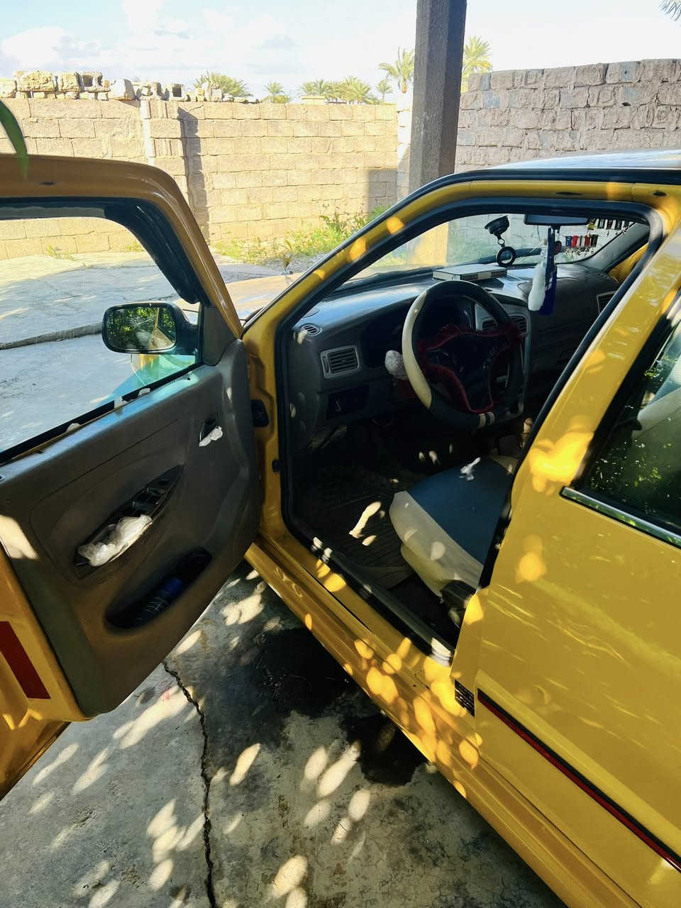 السلام عليكم شيري كوين موديل 2011 للبيع سياره بسمي تحويل ثاني يوم سياره مرتبه ومكفوله من كل نواحي رقم بغداد دولي مصفره هيئه وغرامه كدام سياره احله من صور تبريد ثلج محرك بلادي مكاني بغداد. السعر 36 وكلشي موجود بلسوك اكو الغالي واكو رخيص


**إذا كنت صاحب هذا الإعلان وتريد حذفه لأي سبب، رجاءا أرسل رسالة إلى الدعم الفني**