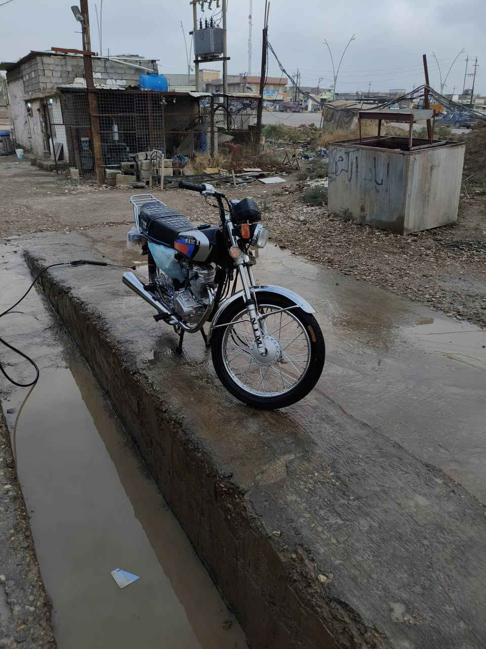 دراجه نامه للبيع او مراوس بتايكر موديل 2027 دراجه خير من الله زيرو اول تبديله دهن الها اوراق كامله اي نقص ما بيها سعر 750 وبيها مجال المكان بعقوبة كنعان ***********
