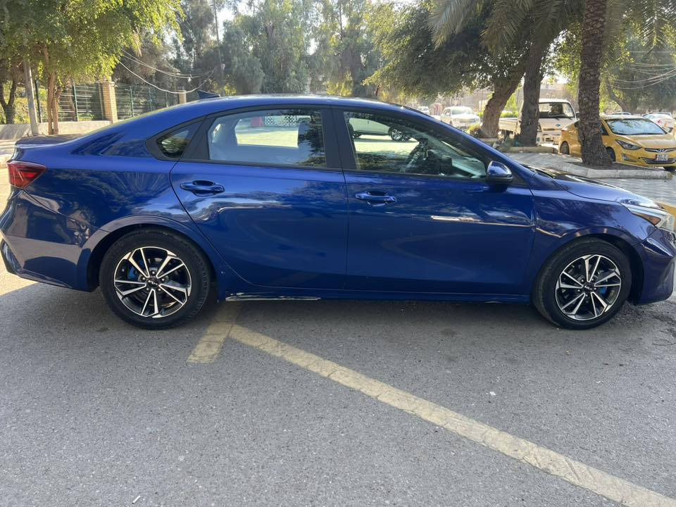 كياء فورتي موديل 23
رقم أربيل عندي وكالة عامه سنويه تنتهي 28
ماشي 58ميل 
تحكم ستيرن جهتين 
كأمره دواره 
شاشه كبير 
شاشة عطلات  
ثلاثة انظمه قيادة 
تدفه تبريد 
وقوف ذاتي 
رادر 
كير ومكينه مكفوله 
حادثة فقط جاملخ ايمن  مبدل بامريكا بدون ايرباك 
مكان السيارة الكاظمية 
 واتساب موجود ***********
147سعر وبيها مجال
