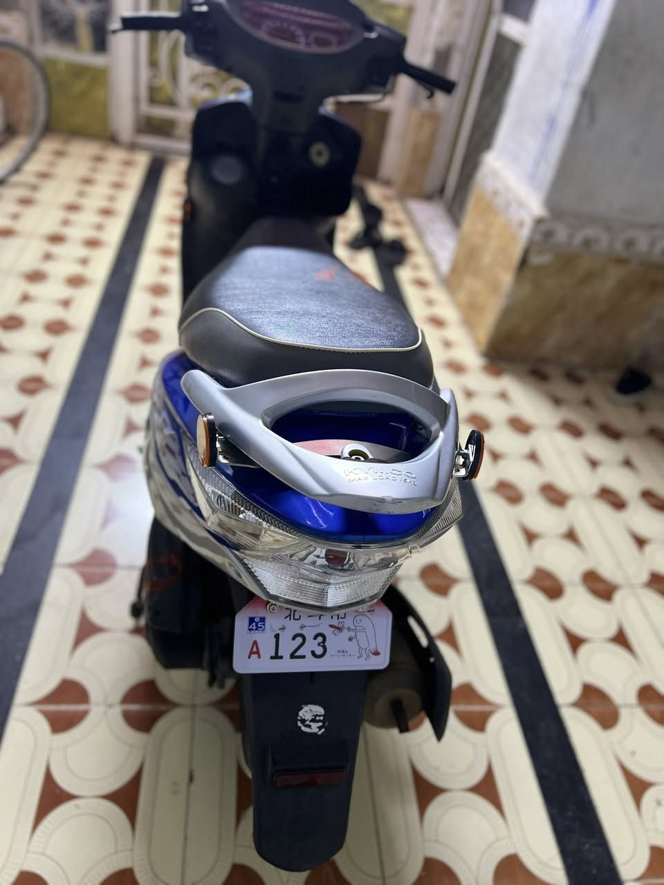 سلام عليكم دراجه البيع ١٦كفاله عامه دراجه حلوه وناعمه برقي ما ذب عليه جازه من كلشي ستفسار***********

