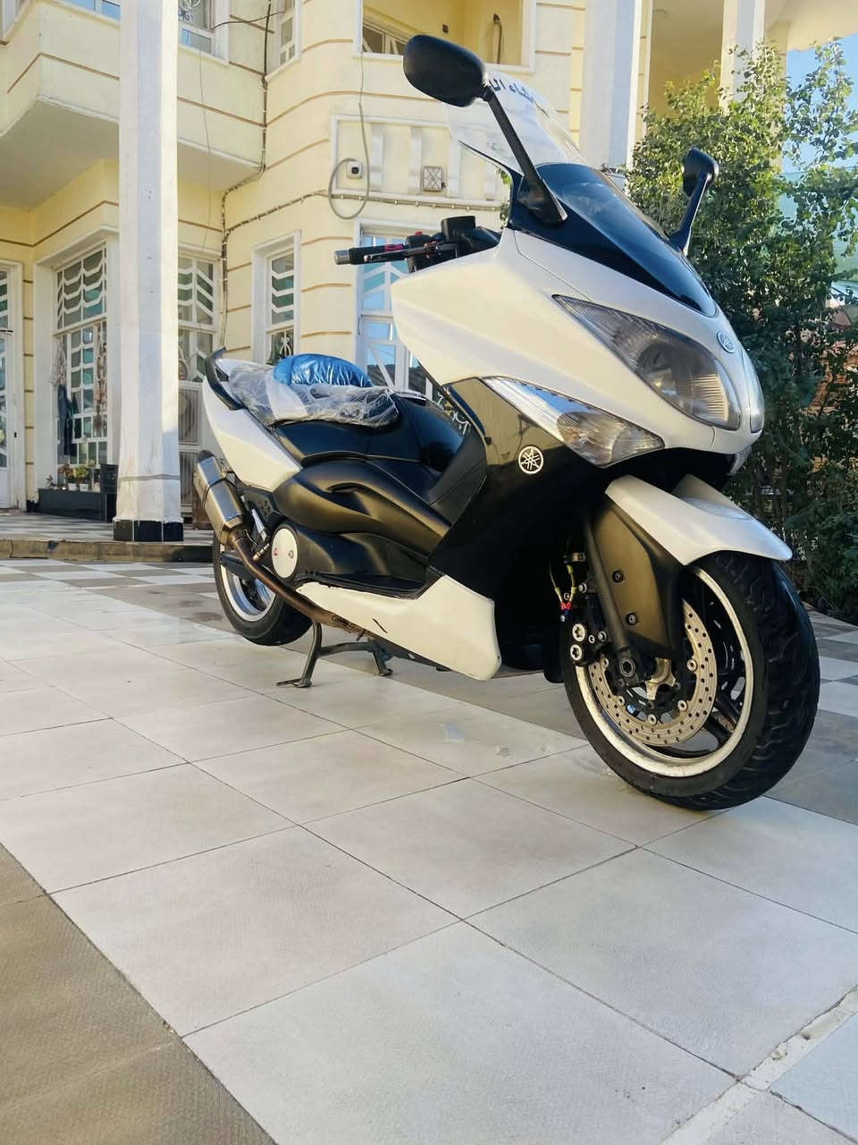 سلام عليكم تي ماكس 2011 دراجه كفاله عامه
جيب الف فيتر تعال فحص دراجه  يدات رياضي كلج مالوسي 
شرط شعله معدل  بس ملاحضات بل كفرات بسيطه سعر 34 بيه مجال  مكاني حله  رقم ***********
