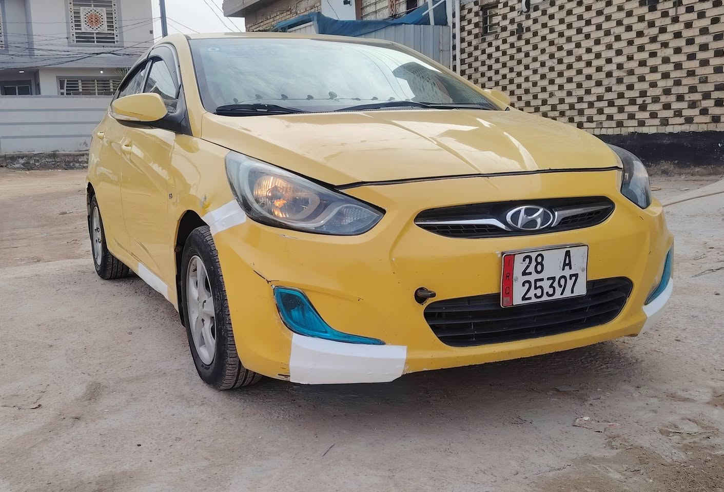 اكسنت موديل 2012 وارد خليجي مكينه وكير وحداديه وتخم تاير  وتبريد وكهربائيات السياره جاهزه مال جناي السعر(75) وبيه مجال الرقم ***********
