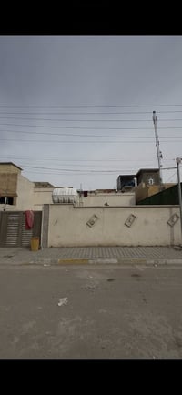 بسمّ الله الرحمن الرحيم / يتوفر بيت م 200 متر طابق واحد بيت موقع كلش م...