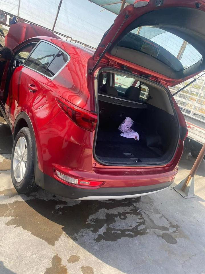 كيا سبورتج (2018) 
وارد أمريكي 

فور ويل
تحكم ستيرن
كاميرا مع شاشة
حادث قبق جنطة (أمريكا)
بدون إيرباك
بارد + رصعات + تكحيل
صور السونار مرفقة بالمنشور
السيارة باسمي
تحويل مباشر
السعر 136
مكان تواجد السيارة: 
رقم ***********
