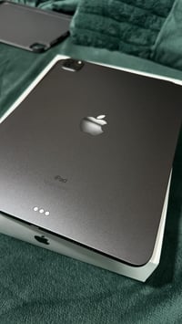 ايباد برو M1 • ٢٥٦ • كربلاء