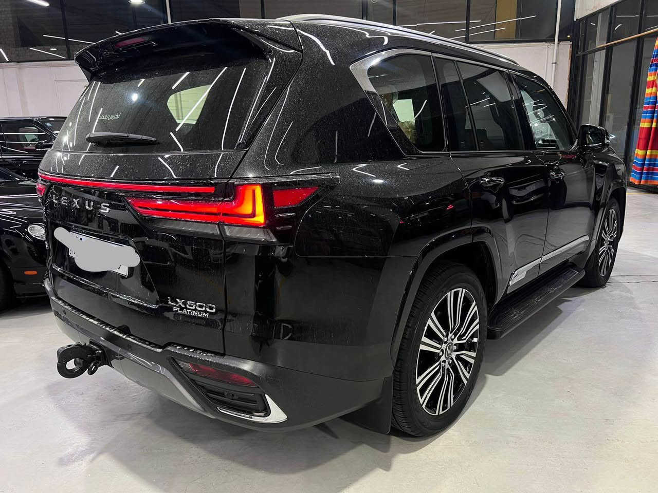 لكزس موديل24 للبيع فقط مكفوله ماشيه24 للاتصال *********** بغداد, العراق
