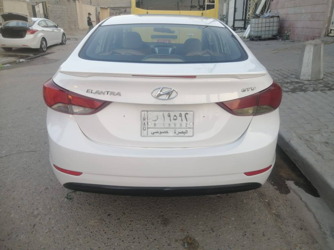 السلام عليكم النترا خليجي موديل ١٥ فول مواصفات ما عدا البصمه مكينه ١٨٠٠ رقم بصره الدولي السعر ١٢٣ وبيها مجال عنوان البصره مكلف بالنشر لمعرفة تفاصيل أكثر رقم راعي السياره ***********
