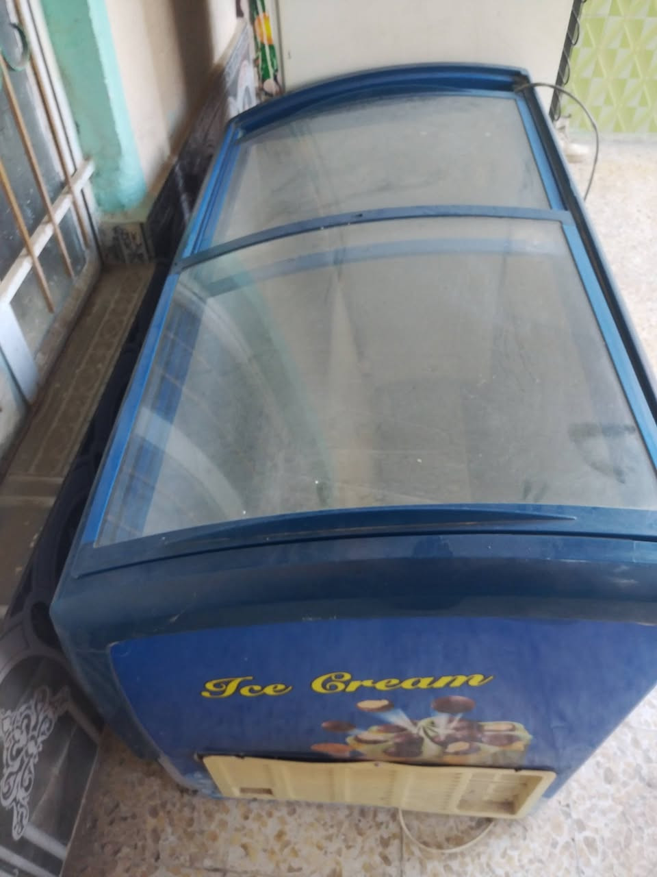 السلام عليكم ميز عدد ٣ + مجمده لبيع ايي استفسار اتصال ***********
