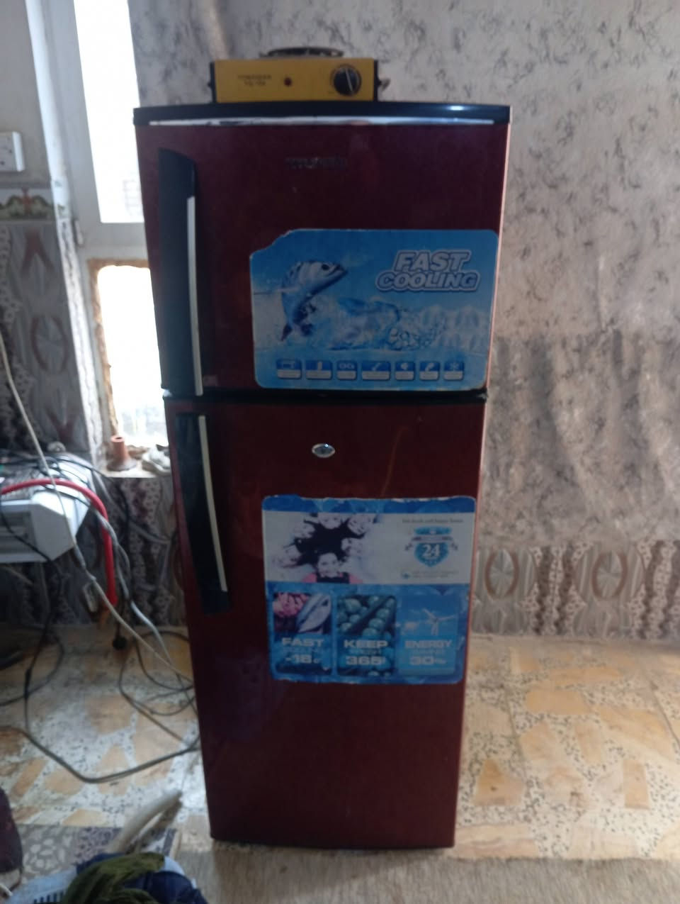 ثلاجه للبيع مكان النجف شارع 30 الحولي السعر 130 الاستفسار هذا رقم ***********
