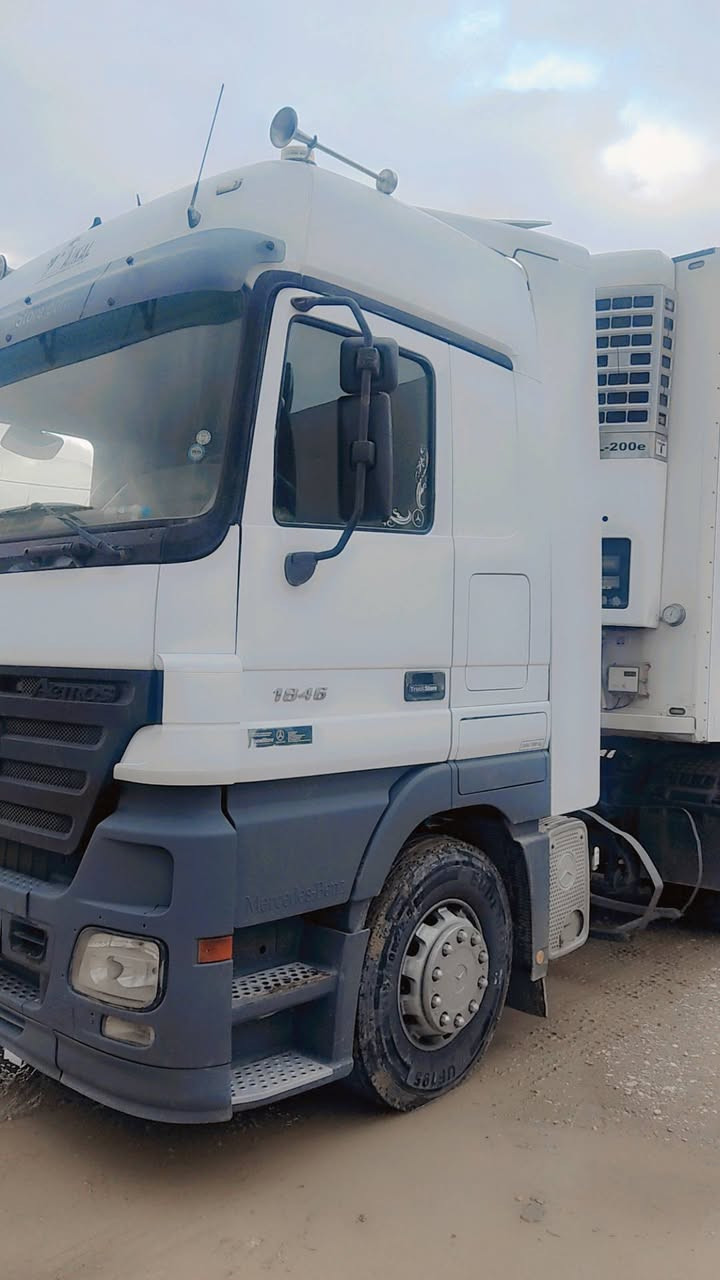 سلام عليكم
سياره اكتروز دمعه مربوطة براد
ويل كروم تخم تايارت جديدة 
موديل 2007 سنوية جديدة 
بس الحافظ الله ورسن لشغل حجم 46
سياره مكفوله سعر لاستفسار اتصل ‏‪***********‬‏
