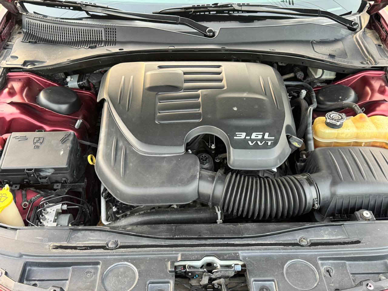 السلام عليكم كرايسلر موديل 19 اصل رقم بصره الون كرزي s فول عدا الفتحه تقرير مياه امطار بدون قطره ماي بيها جاملغ امامي صبغ ماشيه 90 ميل السعر 245 وبيها مجال قليل

مكان السيارة البصرة 
***********
0781 851 6342
