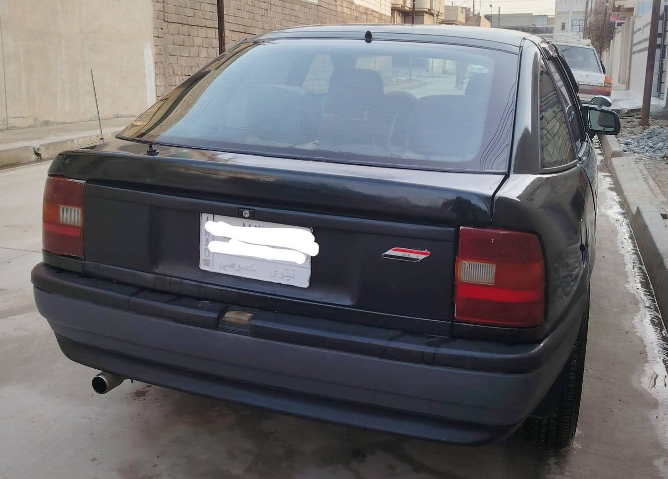 السلام عليكم
أوبل فكترا اللون اسود كحلي
الحجم 2000
المحرك والكير خير من الله الحمد لله
تدفئه شغاله
الكشر كدام العين بقيت الاستفسار
 تعال وتدلل
وبيها كابون 
السعر 36 💲
أي استفسار الاتصال
***********
وبي واتساب
