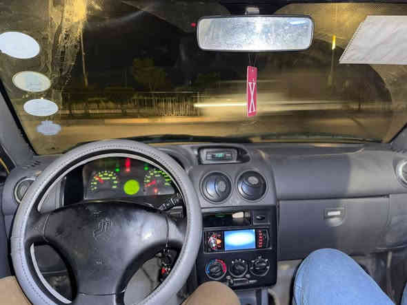 السلام عليكم 
سايبه مديل 2012
گير مكينه جدد حداديه 
تبريد جديد 
 براكيت نضافه 100%
 بدون ضربه 
كهربائيات كلها جديد 
سيارة خير من الله 
مصفرة هيئة وغرامات 
السيارة مداور ثاني يوم 
ونفس اليوم مكاتبه وعقد مروري لضمان حق الطرفين 
السعر 24$ وبيها مجال بسيط 
للاستفسار الاتصال او مراسلة واتساب
على الرقم 🟢 ***********
غير متواجد بالفيس عين التمور
