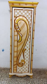زوايه لبيع اشتريت غرفه وماعندي مكان سعر الي يفيدك راسلني واتساب 077751...