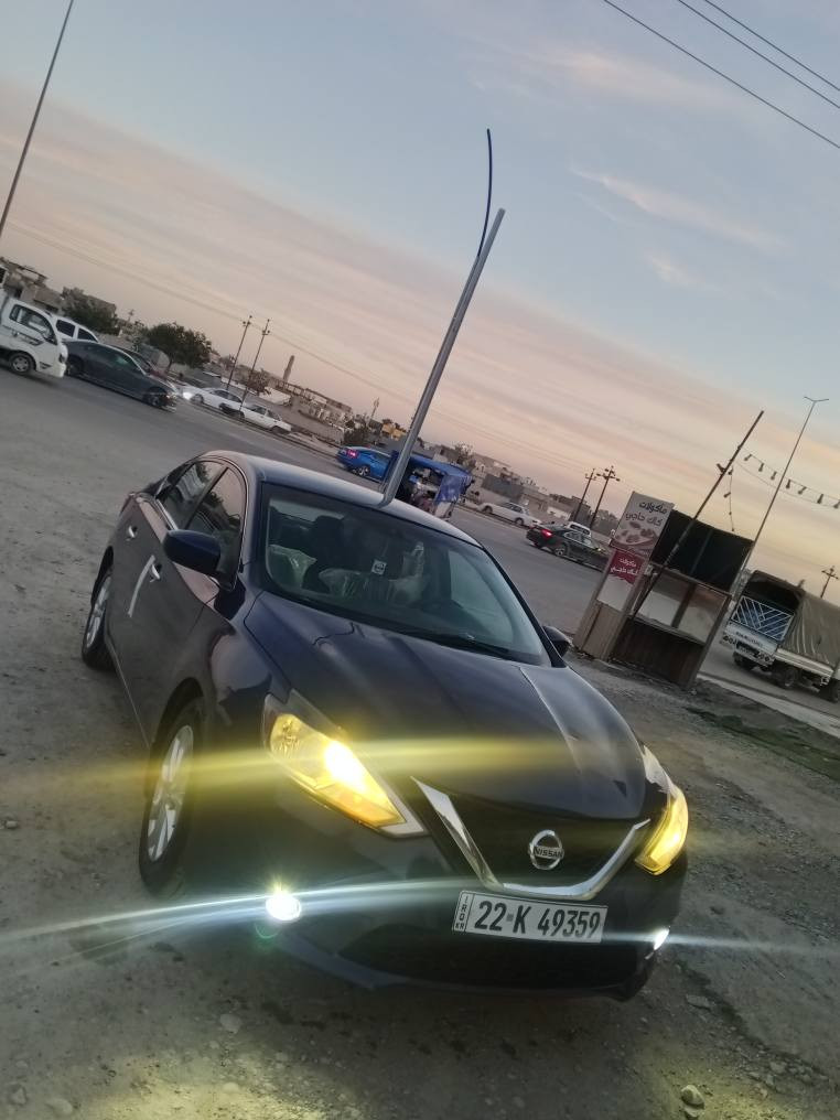 سلام عليكوم سياره نيسان سنتره بطاقه بانزين كامل وارد كندي محرك )18)مرغوب  سياره كلين من دون ضرر سياره بيه تعديل بارد  بل باب تايرات كير محرك كله جديد سياره خير من الله موديل 2017  سعر سياره 115مكان كركوك ماشي 130كيلو متر رقم الهاتف *********** كركوك, العراق

