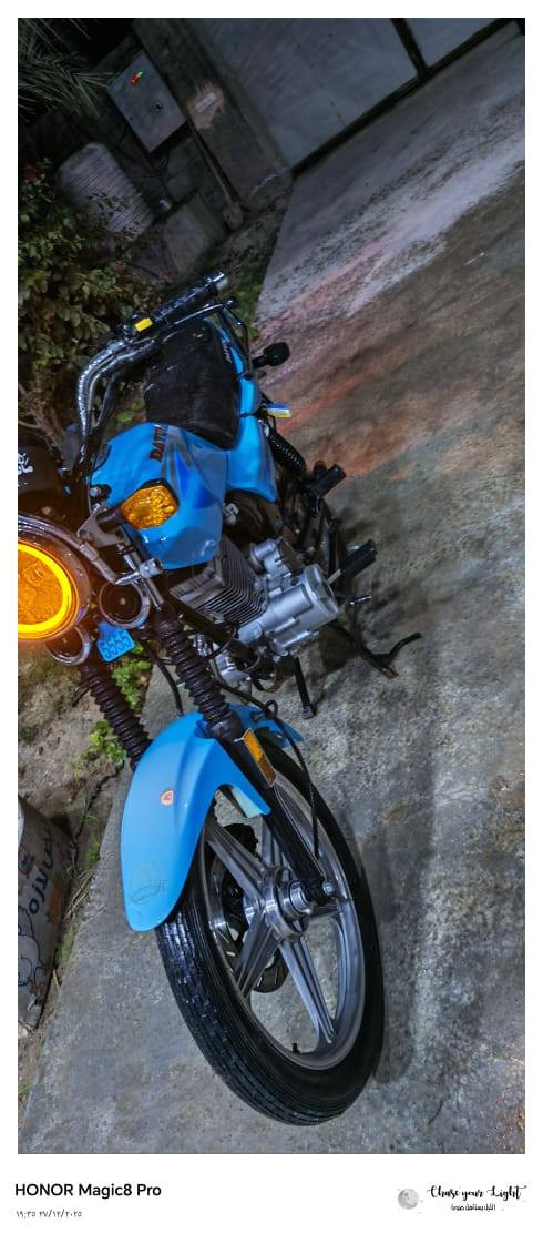 سلام عليكم رمضان مبارك عليكم
دايون عضم اصولي وصل معرض طالعه من ابو سكينه دراجه جديده 23اصل برتقالي مغير سمائي شلعه ومعدل فوللل تراي وان ما يعجبك بيها نقوصات  خفيفه 1350وبيها مجال بسيط

***********
***********
