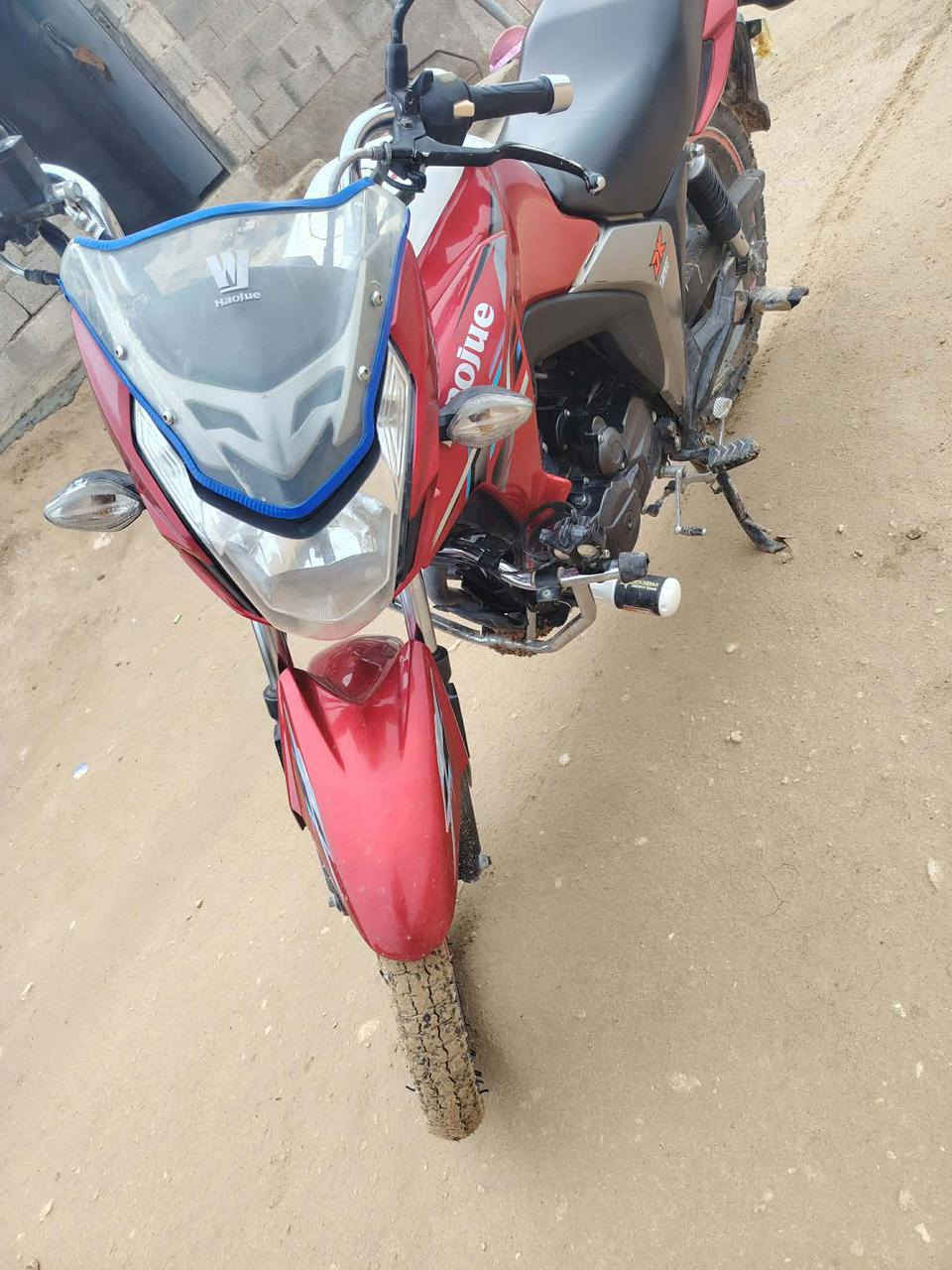 السلام عليكم
للبيع هاوجي 
موديل 2017 اوراق كامله 
السعر 1450 وبي مجال
الاستفسار اتصال على الرقم
*********** 
***********
