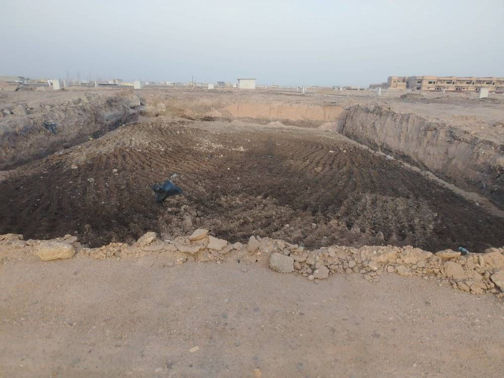من رخصت مدير الكروب 
سلام عليكم
(( مستعدين لحدل وقلع ودفن افراز ديوان المحافظة حسب المواصفات الي تعجبك وبانسب الأسعار )) 
هاتف ***********
