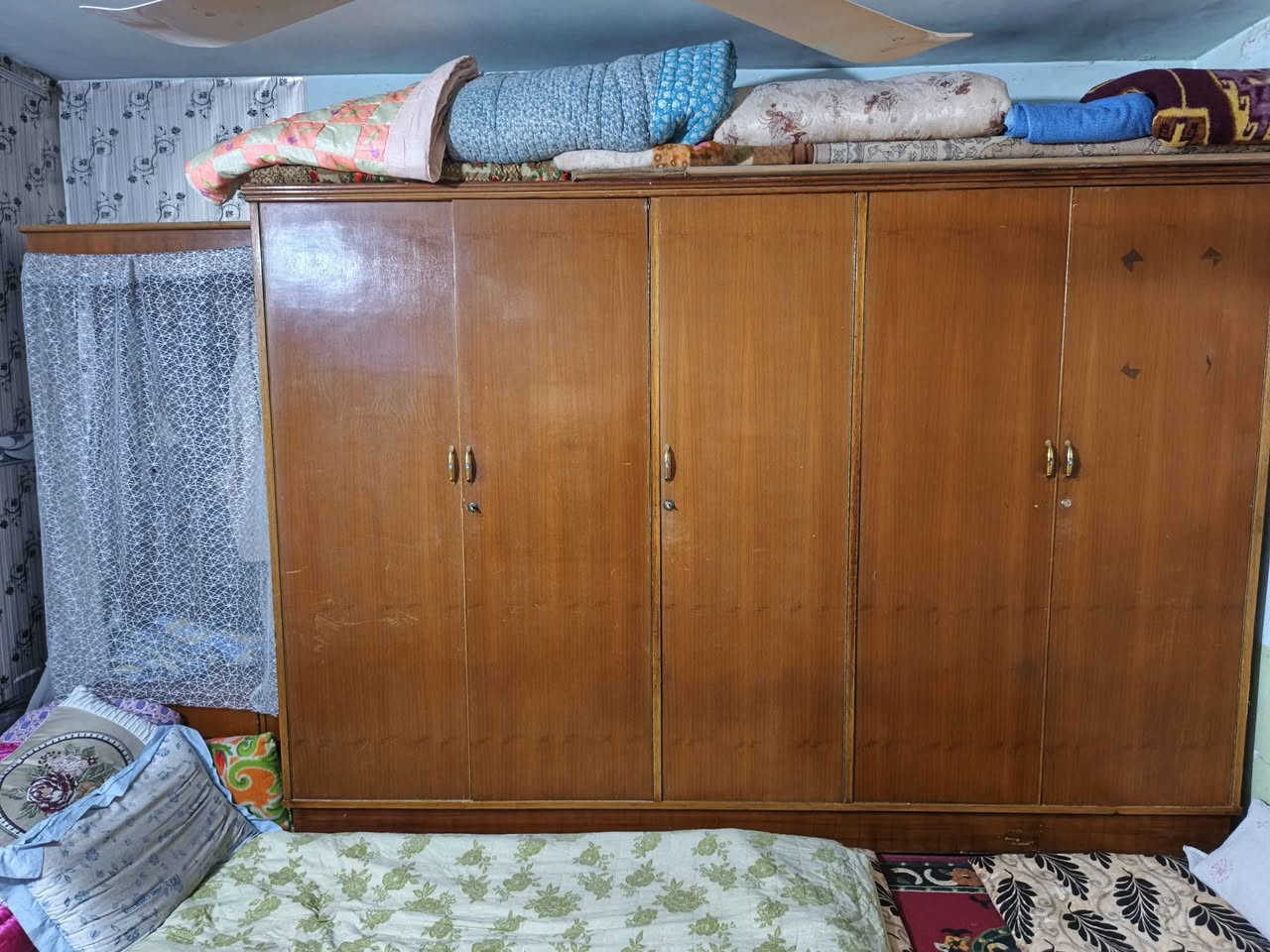 غرفة اخشاب صاج درجه اولى تباع كامله اوقطع منفرده التواصل خاص(***********)(***********) كربلاء, العراق
