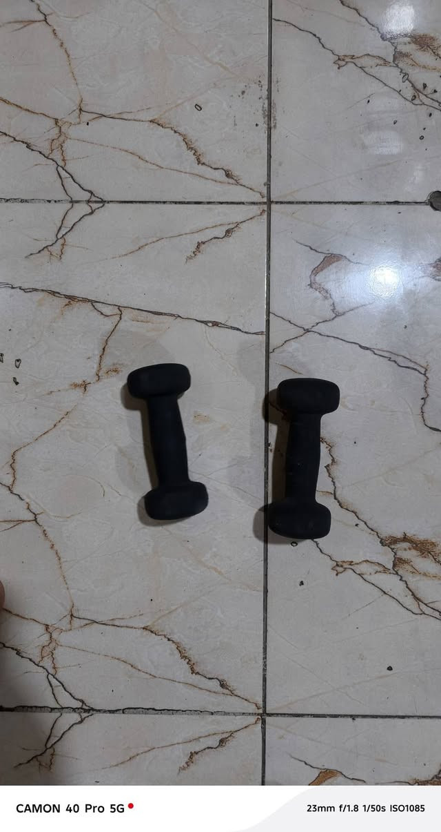 سلام عليكم جهاز رياضي جهاز جديد مستخدم 2 شهرين بس شخص سافر الي يلعب عليه وعافا البيع الشراي بل خدمه البصره رقم الهاتف ***********
