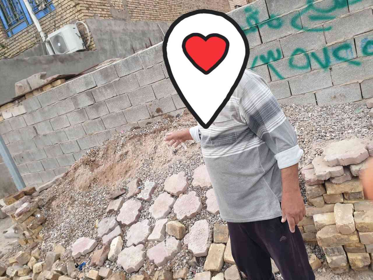 السلام عليكم.. مجاناً عليك بس النقل والتحميل
حصو ورمل مخلوط ليريده ياخذه مجانا مجانا مجانا تقريبا كيلتين شفل المكان ابو رمان وهذا رقم صاحب الحصو والرمل*********** ابو حيدر
