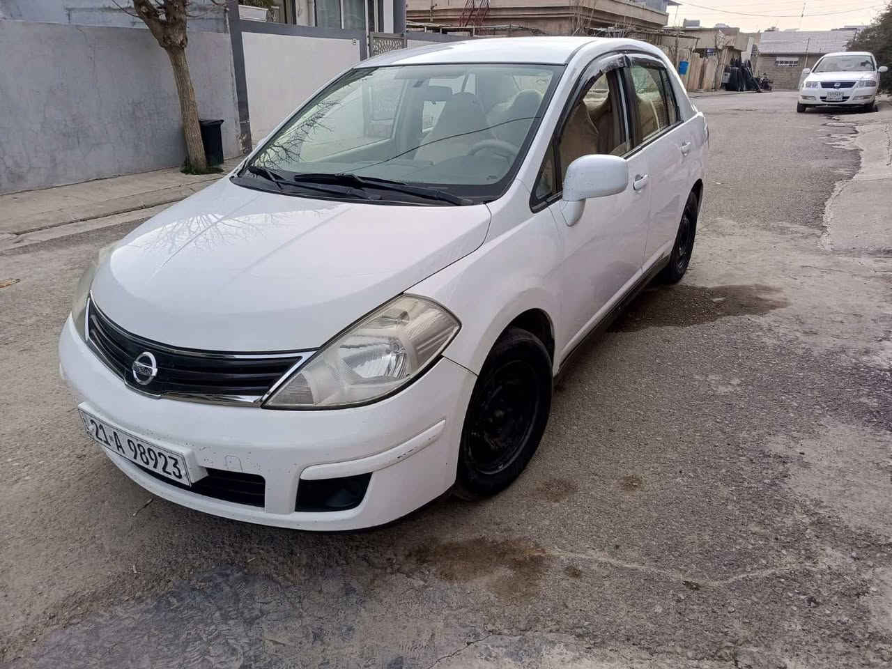 تیدا ٢٠١١ سپی بەفری بێ بۆیاغ بي ده عم بێ لێدران  سەنەوی تازەیە بەناوی خۆمەوە یە گێڕو مەکینەی بەشەرت مەکینە١٨ گەورە ٥سالە لای خۆمە نموونە لەجوانی 
***********
99معامه له يه كه م دخان, السليمانية
