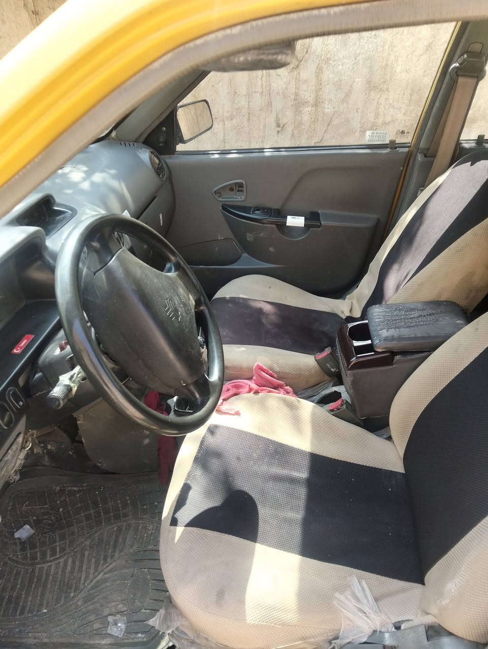 سلام عليكم ورحمة الله وبركاته عندي سايبه البيع موديل 2013 سياره شايله روحا رقم بغداد الماني تحويل الك يمي تحويل بس مكاني بغداد قرب علوه رشيد عوريج السعر 22 بيها مجال الطيبين قليل حك الجيه مايجبك اعبر المنشور لاكلي شبيها مابيها هذا الموجود واقع حال الشراي عيوني اله ، ***********
