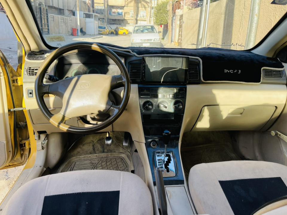 السلام عليكم بي واي دي إف 3 كير ومكينه كورلا اوتماتيك سياره نضيفه مثل ما موضحه بصوره للبيع او مراوس حسب القناعه رقمي ***********مكاني بغداد السعر 45
