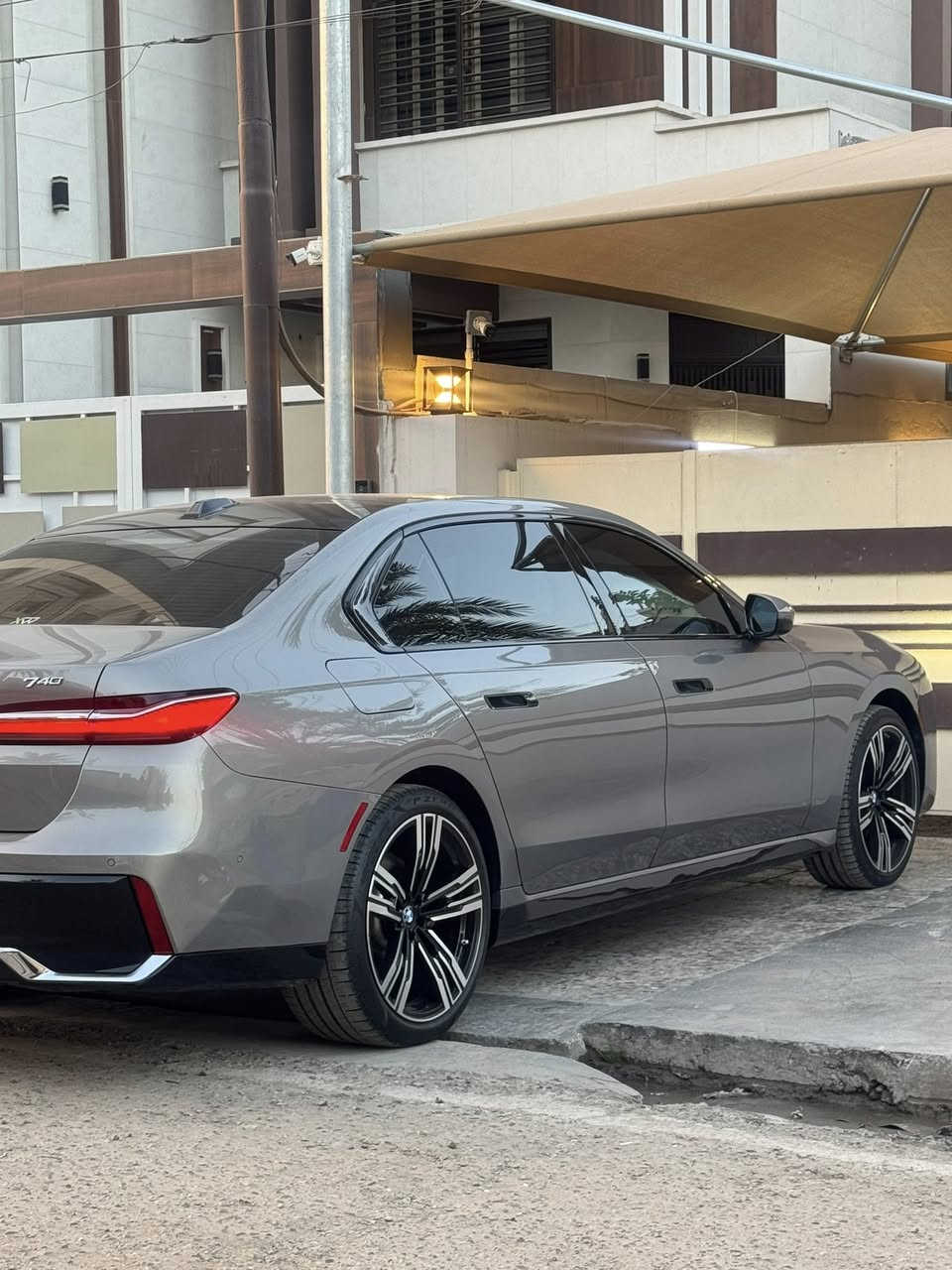 بي ام دبليو 740 (كرستاله ) موديل 2024 وارد امريكي كلين تايتل مكفوله من ضربه وحادث ومن كلشي مكفوله فول مواصفات بوب شفط بردات رادارات شاشات بالابواب الخلفيه للتحكم بكل السياره وجكات اناره داخليه متغيره ويل 22 مال 760 وتايرات بيرلي اصليه جدد وداتا شو كراسي مساج وصندوك كهرباء واناره بالشباك وبعد هواي مواصفات بيهة بدون اي نقص الدعاميات اني صبغتهن لان جانت مغلفه ومن شلت تغليف صبغتهن بدون ضربه ولا اي ضرر رقم اربيل بسمي وبيهة تضليل 80‎%‎ بالسنويه السياره ماشيه 28 الف سعرهة 73000$ وبيهة مجال مكانهة بغداد عامريه ***********
