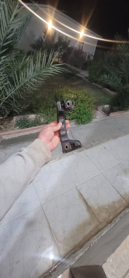 السلام عليكم يوجد غراض سياره راف فور  ابلادي
العنوان ديالى 
الشراي يتصل ***********
