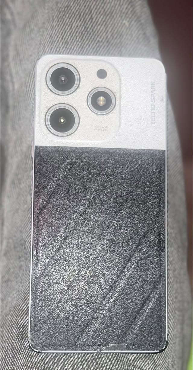 تكنو سبارك 10برو ذاكره 128
***********
